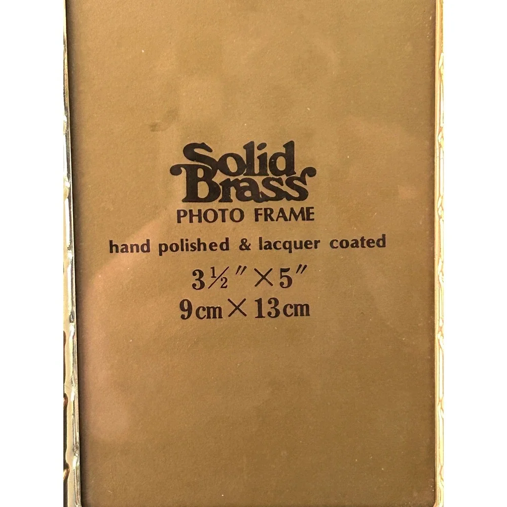 Vintage Solid Brass Photo Frame 3.5x5 Ribbed Fluted Gold Tone Lacquer Coated
